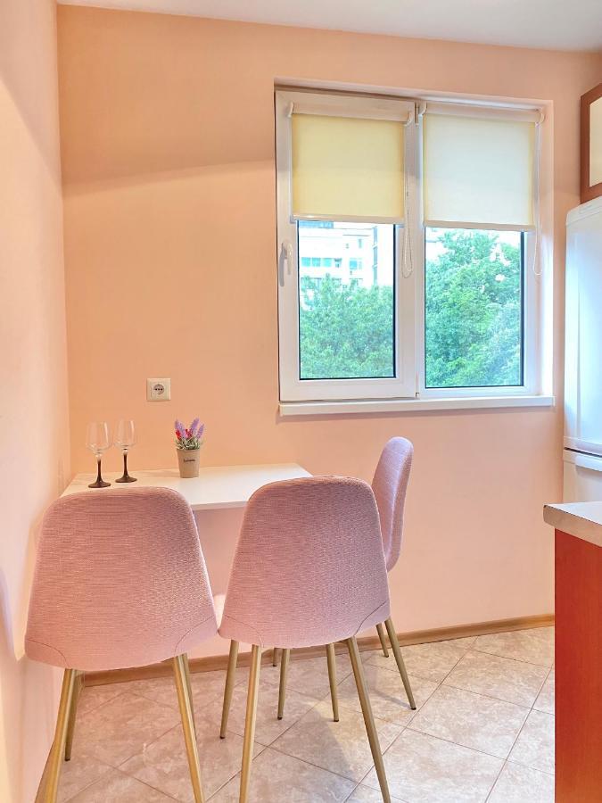 Sunny Central Apartment With Tv & Wi-Fi Стара-Загора Экстерьер фото