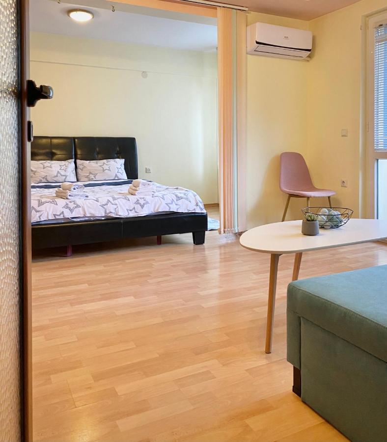 Sunny Central Apartment With Tv & Wi-Fi Стара-Загора Экстерьер фото